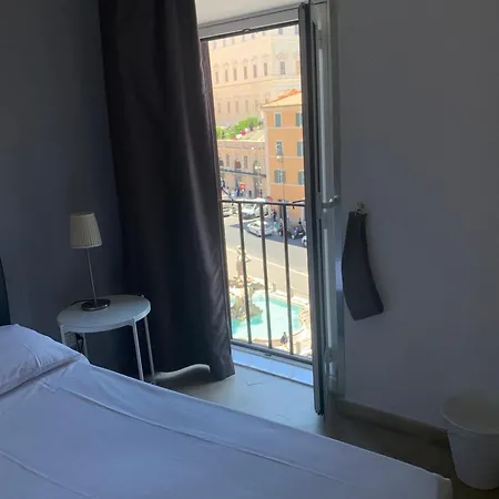 Artis Barberini Affittacamere 3*