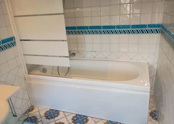 阿蒂斯巴贝里尼套房旅馆