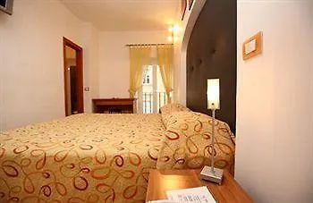 Artis Barberini Guest house 4*